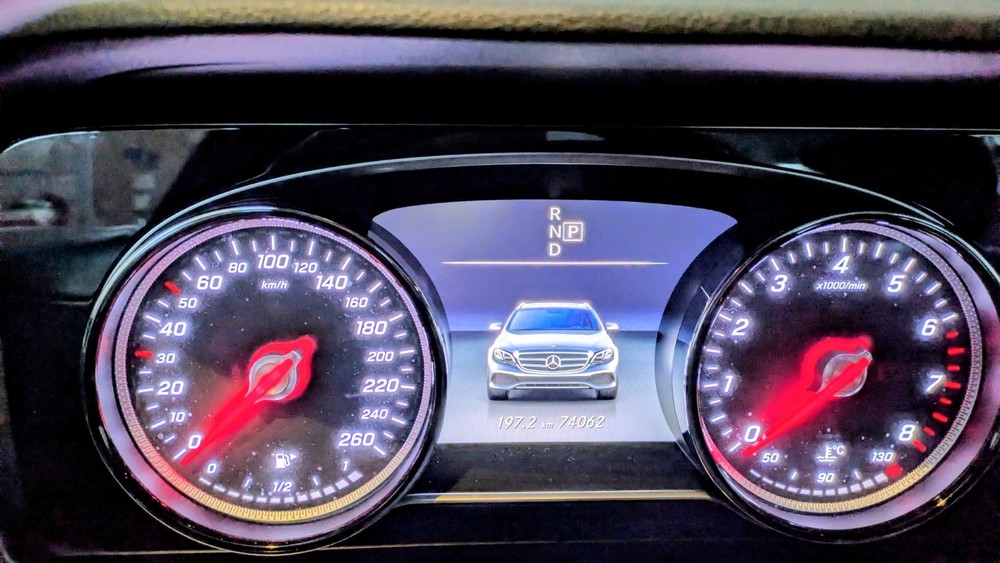 Mercedes-Benz E 200 74.080 km 23.200 &euro; Zossen 15806