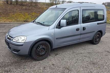 Opel Combo 129.200 km 2.499 &euro; Althengstett/Calw 75382