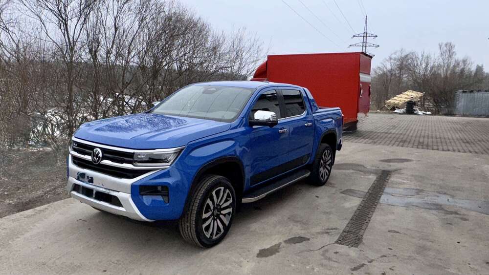 VW Amarok 13.500 km 54.500 &euro; Greiling 83677