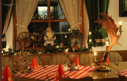 Bayerischer Wald Hotel mit 85 Betten, Restaurant, Betreiberwohnung, Pool - Gewerbeobjekt Deggendorf | Angebot:26954059
