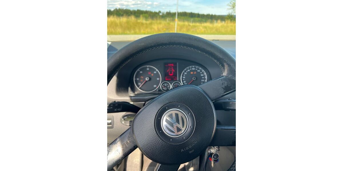 VW Touran 305.500 km 1.000 &euro; Altensteig 72213