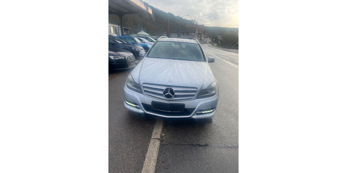Mercedes-Benz C 250 160.000 km 11.100 &euro; Unterreichenbach 75399