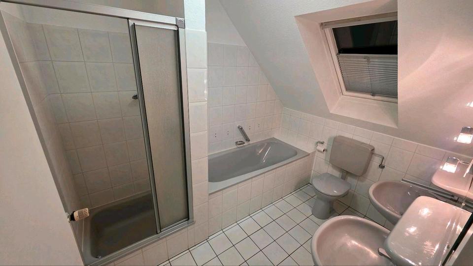 Reihenhaus Nordhorn Bakelde - 5 Zimmer, 125 m&sup2;, 1.200&euro; | Angebot:26354047