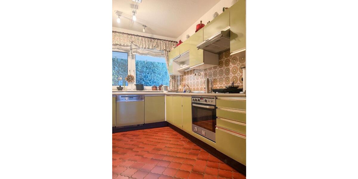 Einfamilienhaus Alsfeld - 8.5 Zimmer, 262 m&sup2;, 398.000&euro; | Angebot:26987863