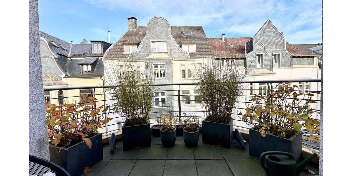 Etagenwohnung Velbert Mitte - 3 Zimmer, 131 m&sup2;, 359.000&euro; | Angebot:25689209