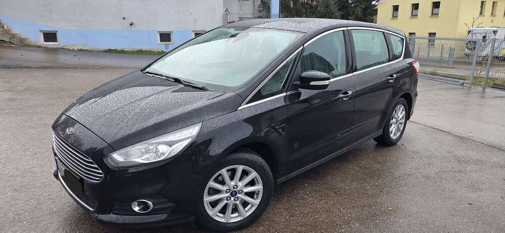 Ford S-Max 196.000 km 10.999 &euro; Ansbach 91522