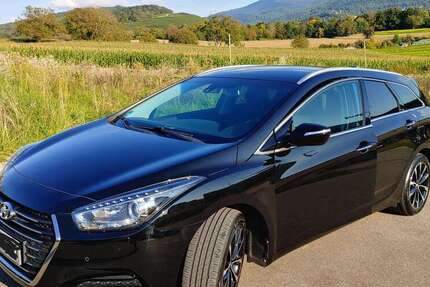 Hyundai i40 98.444 km 15.500 € Müllheim 79379