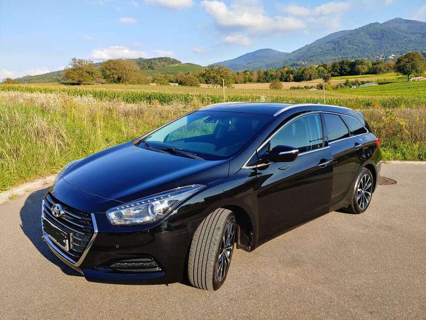 Hyundai i40 98.444 km 15.500 € Müllheim 79379