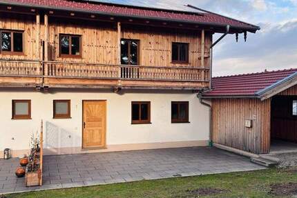 Haus Schönau - 5 Zimmer, 140 m&sup2;, 1.190&euro; | Angebot:25606739