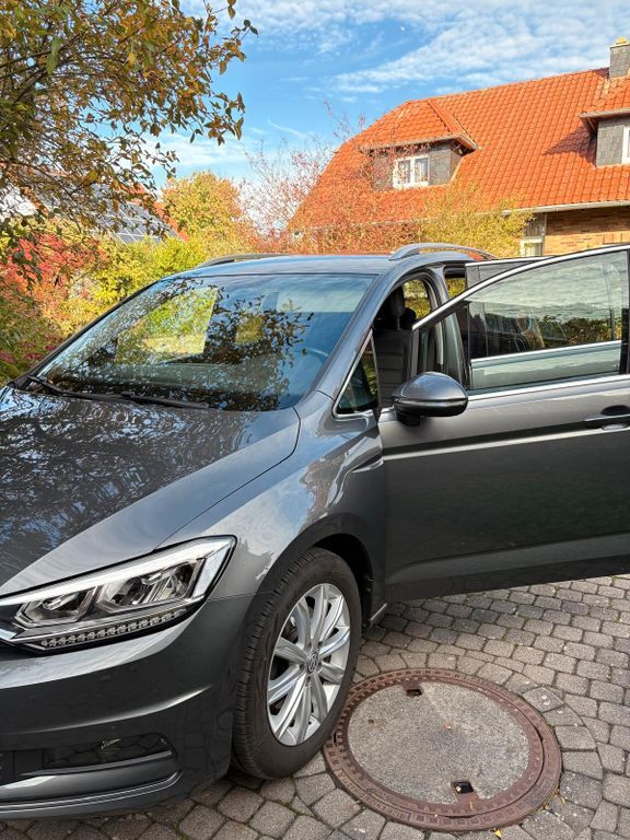 VW Touran 125.510 km 18.880 € Wendeburg 38176