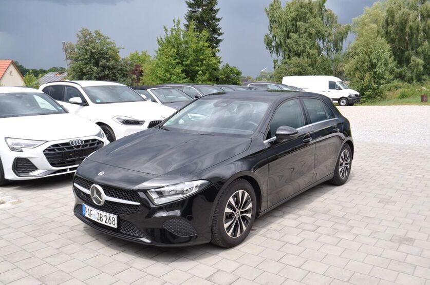 Mercedes-Benz A 180 10.400 km 27.850 € Reichertshausen 85293
