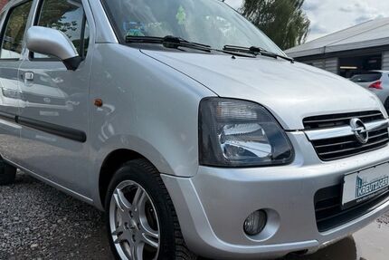 Opel Agila 109.473 km 2.590 &euro; Hamburg 22179