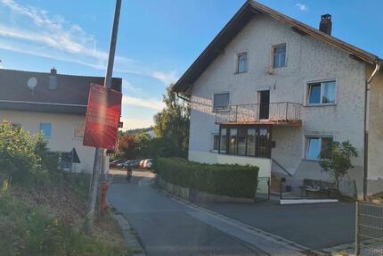 Haus Rimbach - 7 Zimmer, 210 m&sup2;, 500&euro; | Angebot:26373027