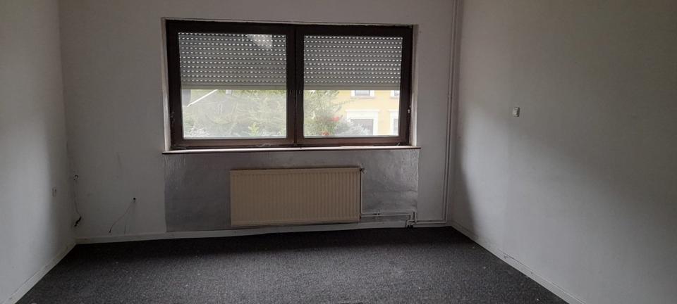 Einfamilienhaus Völklingen - 6 Zimmer, 160 m&sup2;, 125.000&euro; | Angebot:26917508