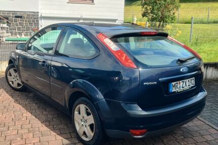 Ford Focus 184.000 km 650 &euro; Steffenberg- Niedereisenhausen 35239