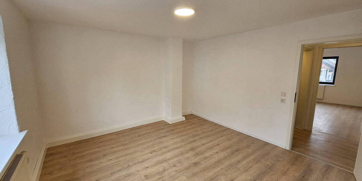 Etagenwohnung Schiffweiler - 2 Zimmer, 47 m&sup2;, 530&euro; | Angebot:26883216