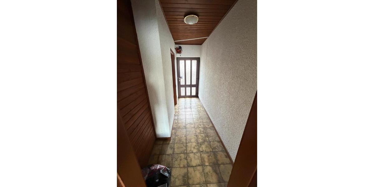 Reihenhaus Wetzlar Altenberger Straße - 8 Zimmer, 188 m&sup2;, 355.000&euro; | Angebot:26039509