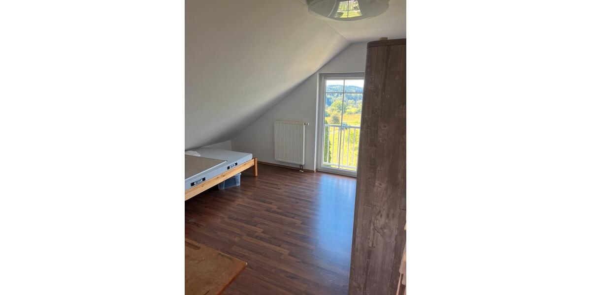 Einfamilienhaus Altdorf bei Nürnberg - 4.5 Zimmer, 150 m&sup2;, 1.700&euro; | Angebot:26640561