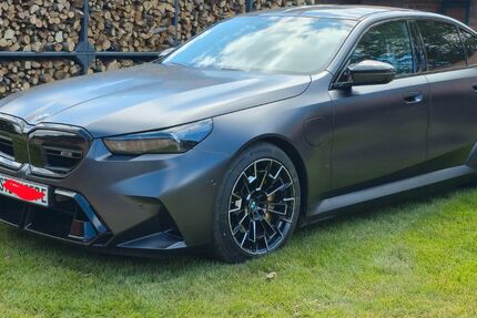 BMW M5 4.999 km 134.000 &euro; Stade 21684