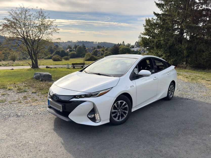 Toyota Prius 61.000 km 20.000 € Schmitten 61389