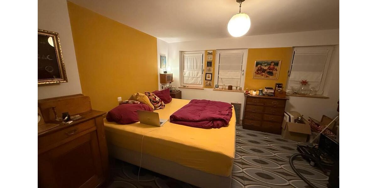 Einfamilienhaus Eisenach - 3 Zimmer, 100 m&sup2;, 1.000&euro; | Angebot:24764335