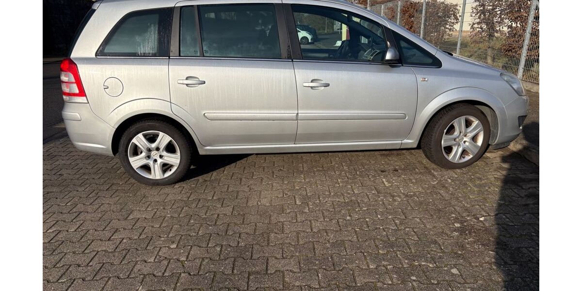 Opel Zafira 176.040 km 4.999 &euro; Ketsch 68775