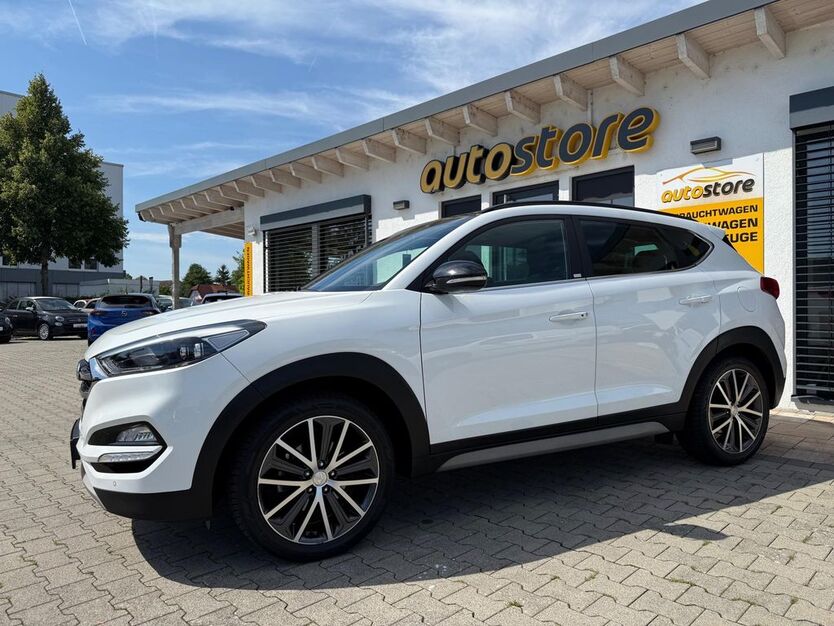 Hyundai TUCSON 64.000 km 18.985 € Großostheim 63762