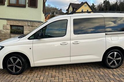 VW Caddy Maxi 134.500 km 22.999 &euro; Bad Brambach 08648