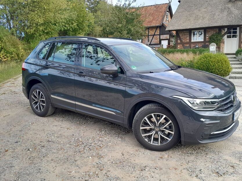 VW Tiguan 17.050 km 28.300 € Blüssen 23936
