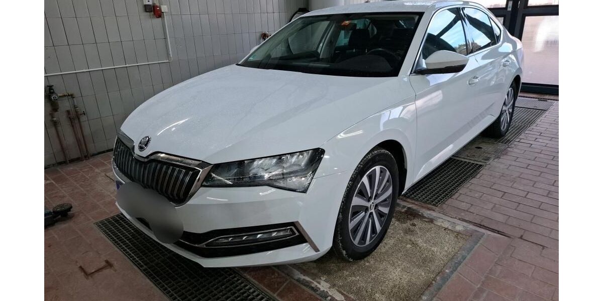Skoda Superb 73.000 km 23.890 &euro; Goslar 38640