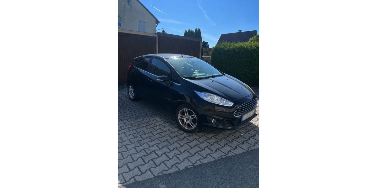 Ford Fiesta 113.577 km 2.400 &euro; Tirschenreuth 95643
