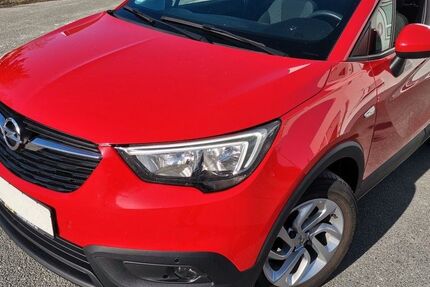 Opel Crossland (X) 93.250 km 8.599 &euro; Fürth 90762