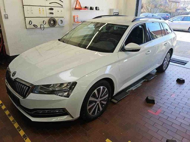Skoda Superb 52.790 km 24.990 &euro; Rendsburg 24768