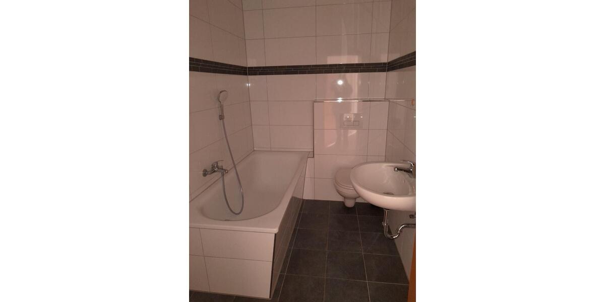 Erdgeschoßwohnung Radeberg - 2 Zimmer, 64 m&sup2;, 480&euro; | Angebot:24792760