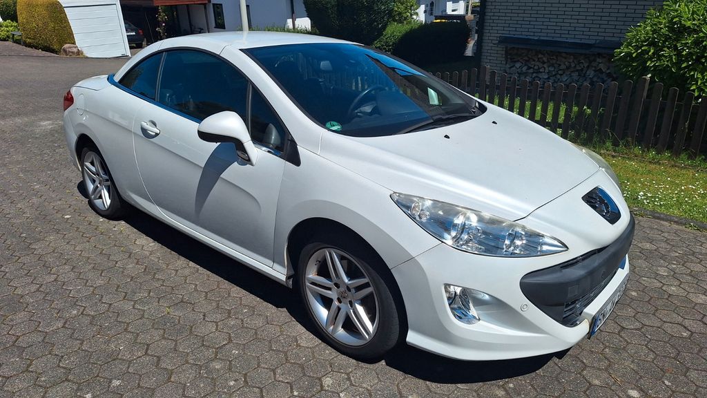 Peugeot 308 90.448 km 6.950 &euro; Bonn 53125
