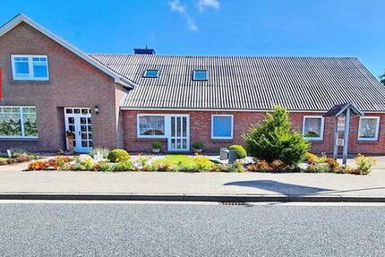 Schicker FamilienTraum an der Nordsee ! 6 Zi.-Haus + 3 Ferien- Einliegerwohnungen ! 13 zimmer