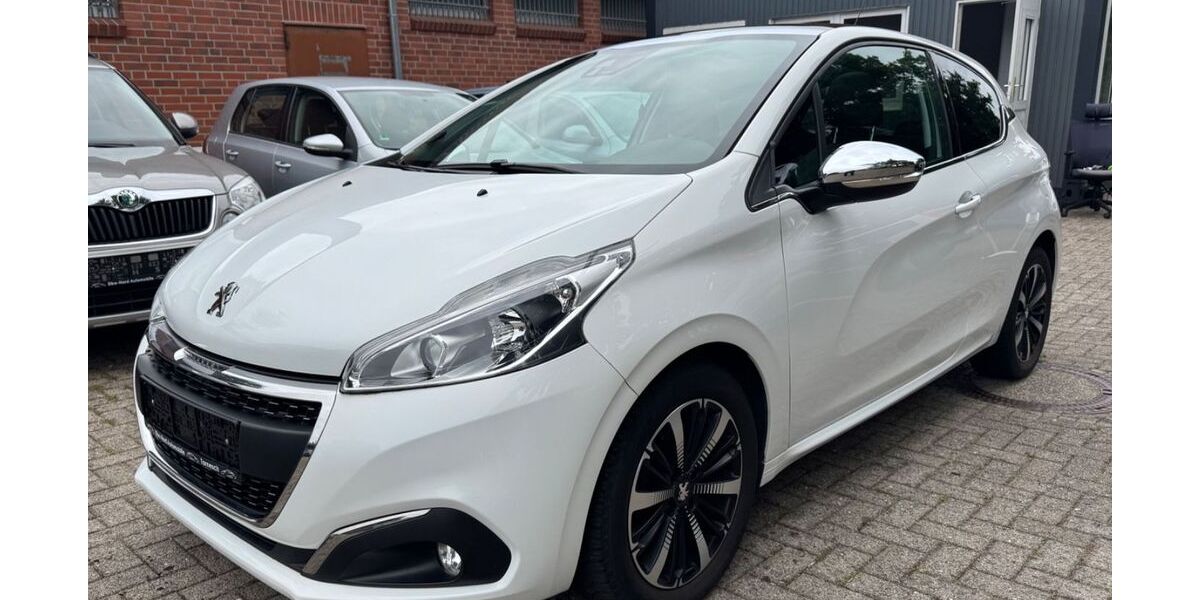 Peugeot 208 113.000 km 7.400 &euro; Tornesch 25436