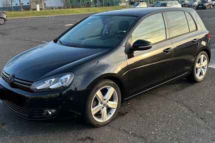 VW Golf 163.073 km 8.900 &euro; Sankt Augustin 53757