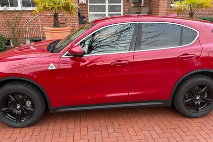 Alfa Romeo Stelvio 119.000 km 17.888 &euro; Schloß-Holte 33758