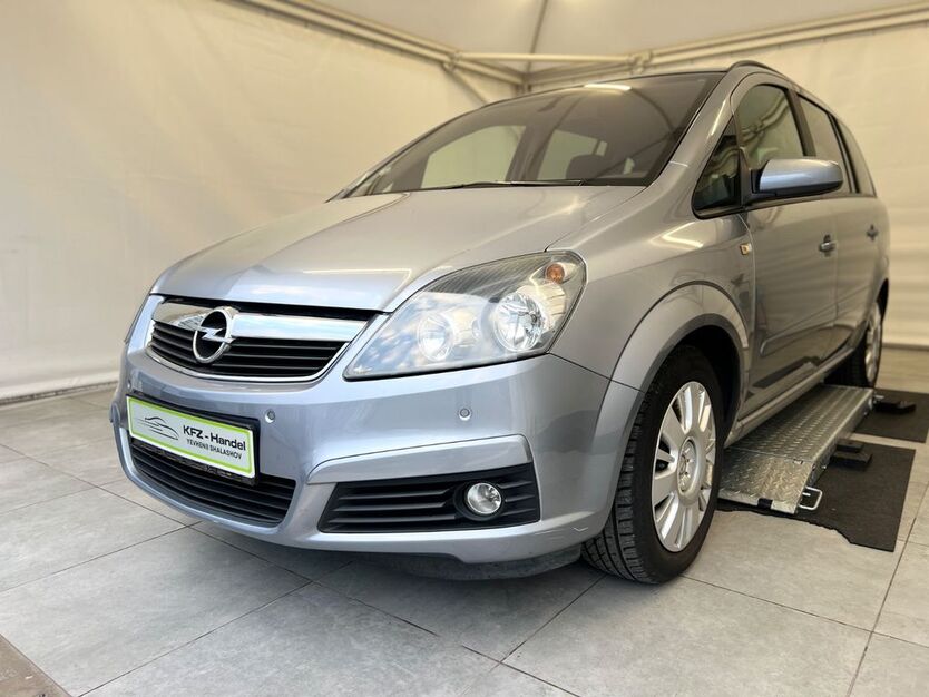 Opel Zafira 232.000 km 1.770 € Dresden 01067