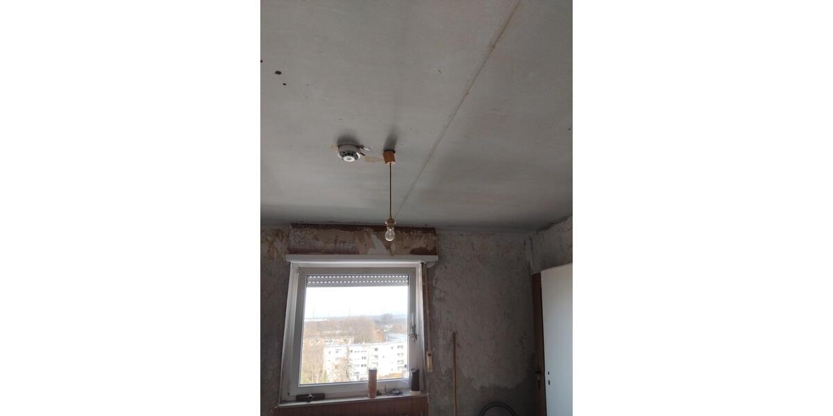 Dachgeschoßwohnung Ludwigshafen am Rhein Edigheim - 2.5 Zimmer, 63 m&sup2;, 111.600&euro; | Angebot:24803184