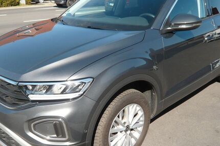 VW T-Roc 32.578 km 26.499 &euro; Beelen 48361