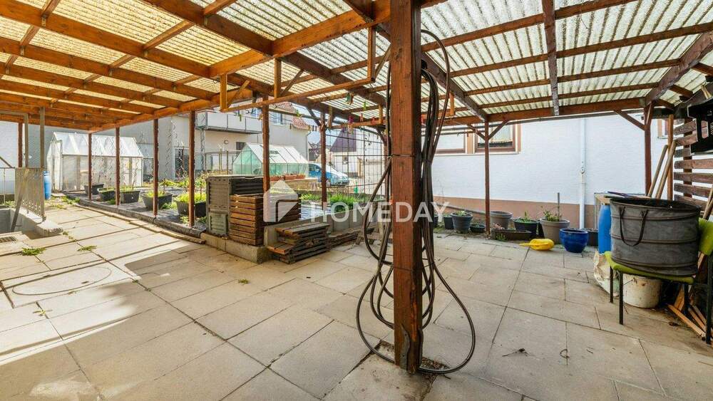 Einfamilienhaus Metzingen Neuhausen - 7 Zimmer, 112 m&sup2;, 545.000&euro; | Angebot:25879096