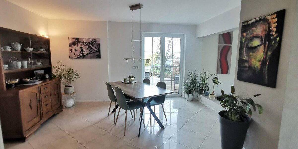 Einfamilienhaus Gilzem - 7 Zimmer, 240 m&sup2;, 650.000&euro; | Angebot:26903813