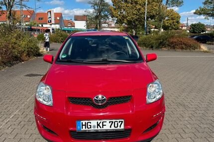 Toyota Auris 104.500 km 5.900 &euro; Oberursel (Taunus) 61440