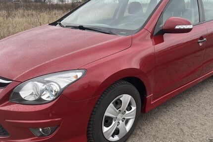 Hyundai i30 124.000 km 3.650 &euro; Kassel 34128