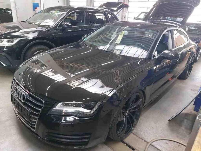 Audi A7 210.643 km 17.990 € Vechelde 38159
