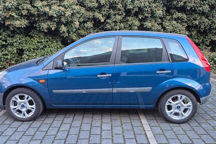 Ford Fiesta 228.915 km 1.950 &euro; Frankfurt am Main 60386