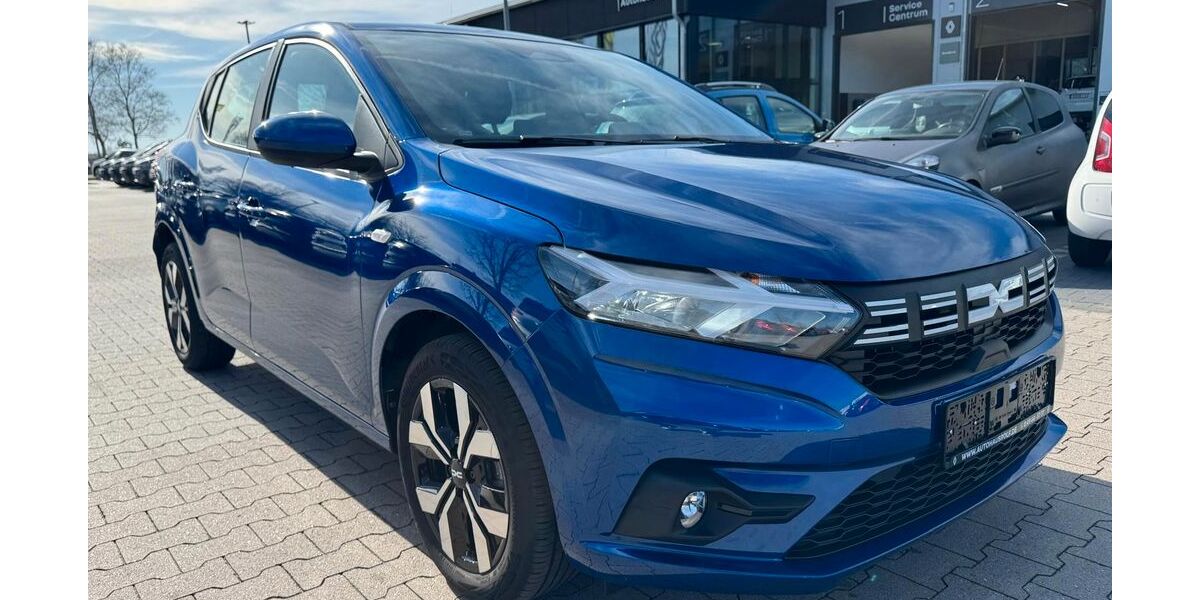 Dacia Sandero 7.600 km 17.990 &euro; Wiesmoor 26639