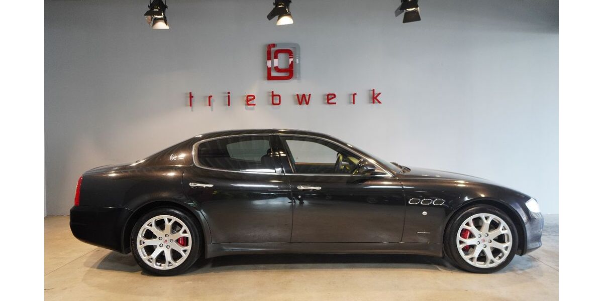 Maserati Quattroporte 69.900 km 38.941 &euro; Duisburg 47228